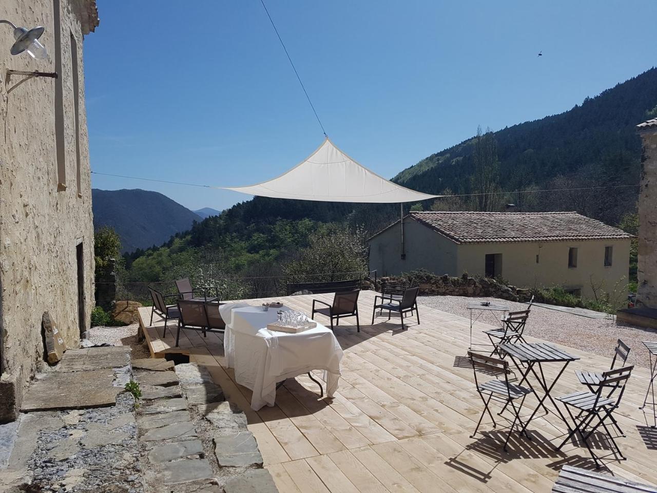 Domaine Des Massols Bed and Breakfast Marsat Exteriör bild